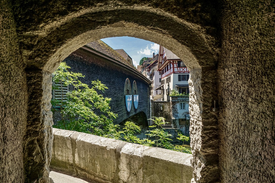 understanding bridge loans: a comprehensive definition and overview
