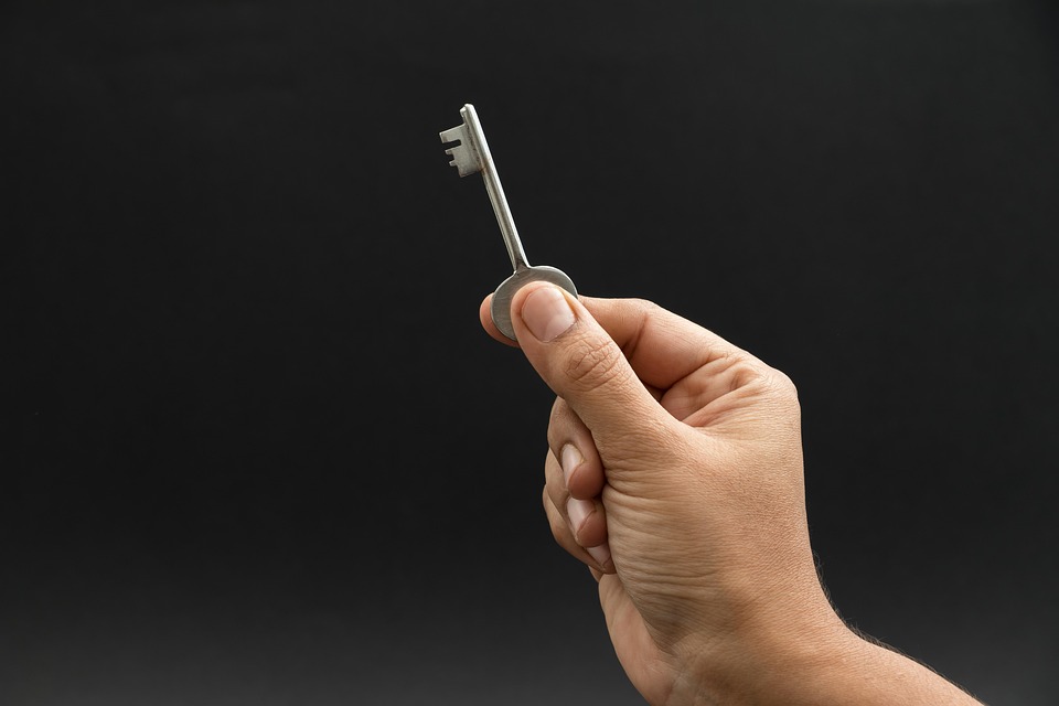 unlocking opportunities: a beginner's guide to purchasing foreclosed homes