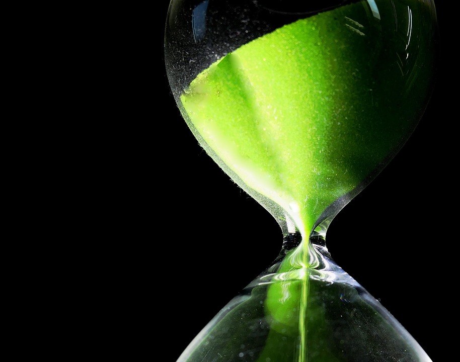timing is everything: when to refinance your mortgage for maximum