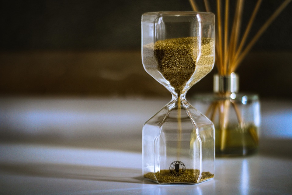 is now the right time to refinance? key factors to
