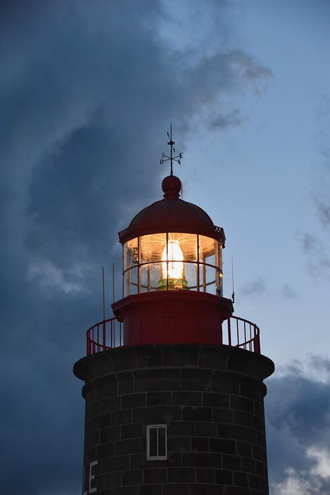 navigating the homebuying journey: the role of a mortgage adviser